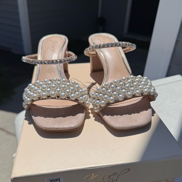 Jewel Badgley Mischka Orsen Embellished Slide Sandal Heel, 7.5 (rose gold/nude) - Picture 9 of 9